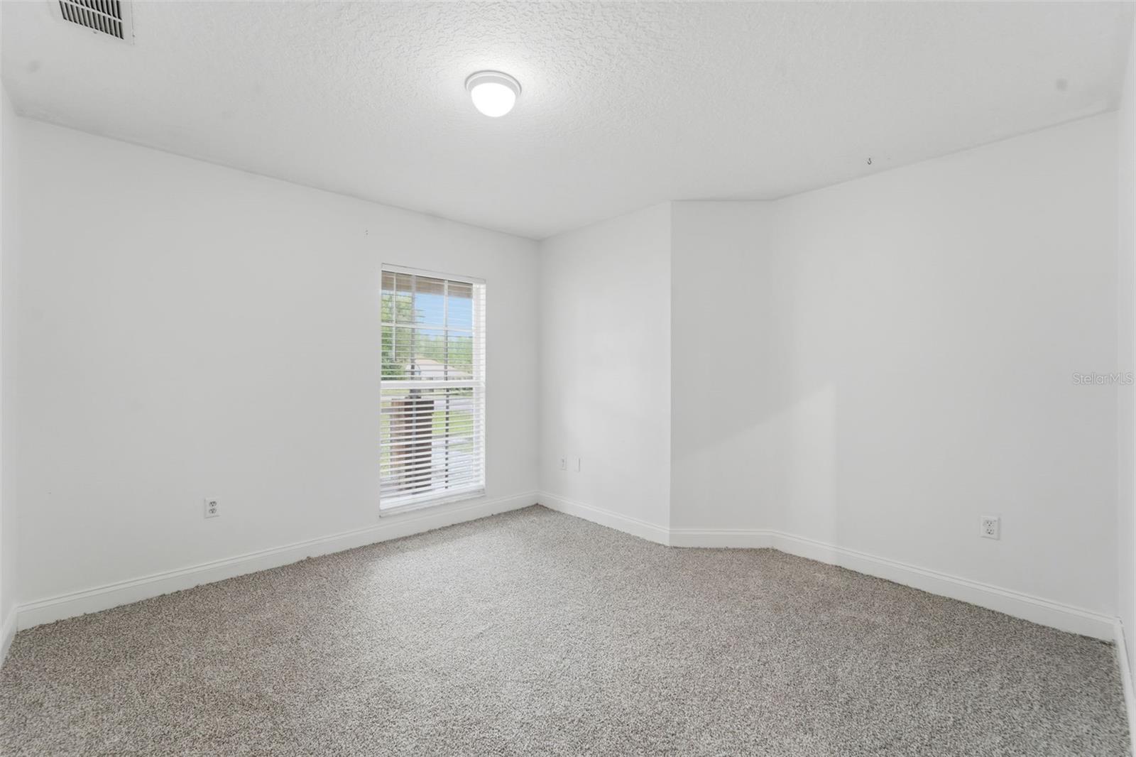 2068 DIXIE BELLE AVE, DELTONA, FL, 32725