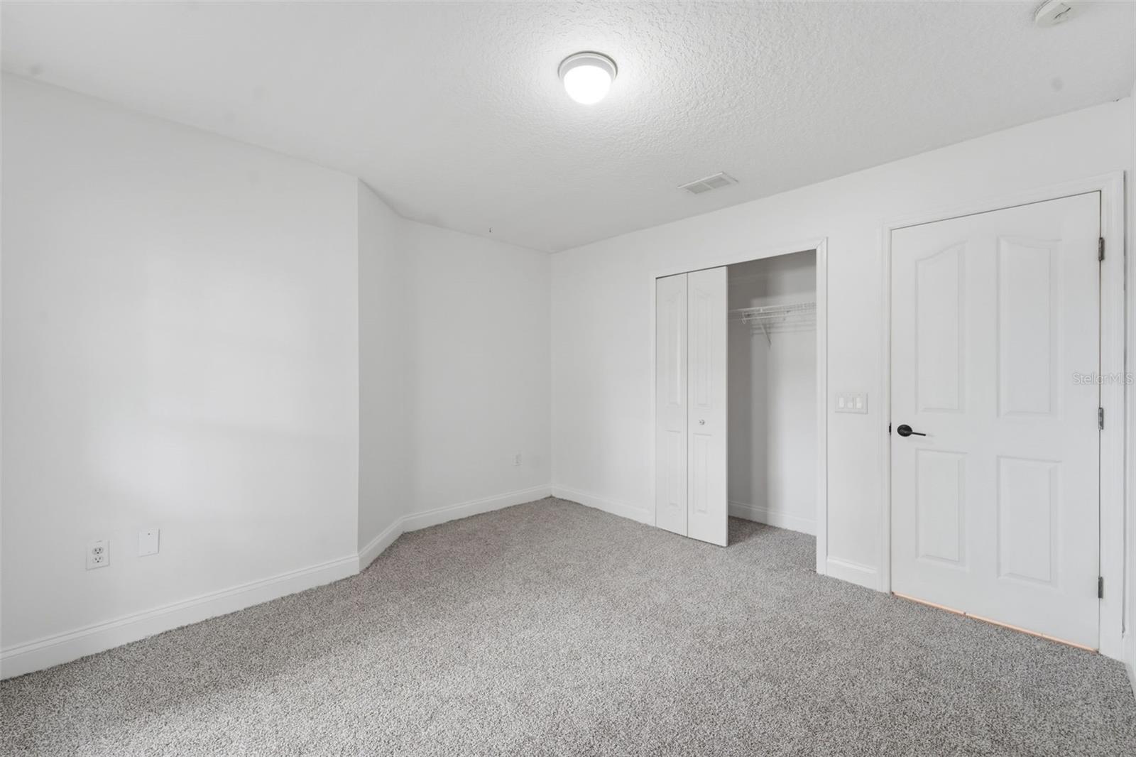 2068 DIXIE BELLE AVE, DELTONA, FL, 32725
