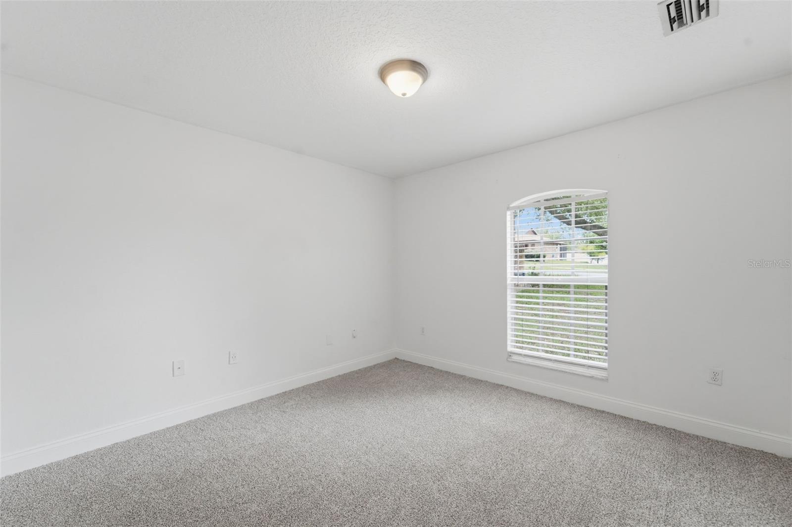 2068 DIXIE BELLE AVE, DELTONA, FL, 32725