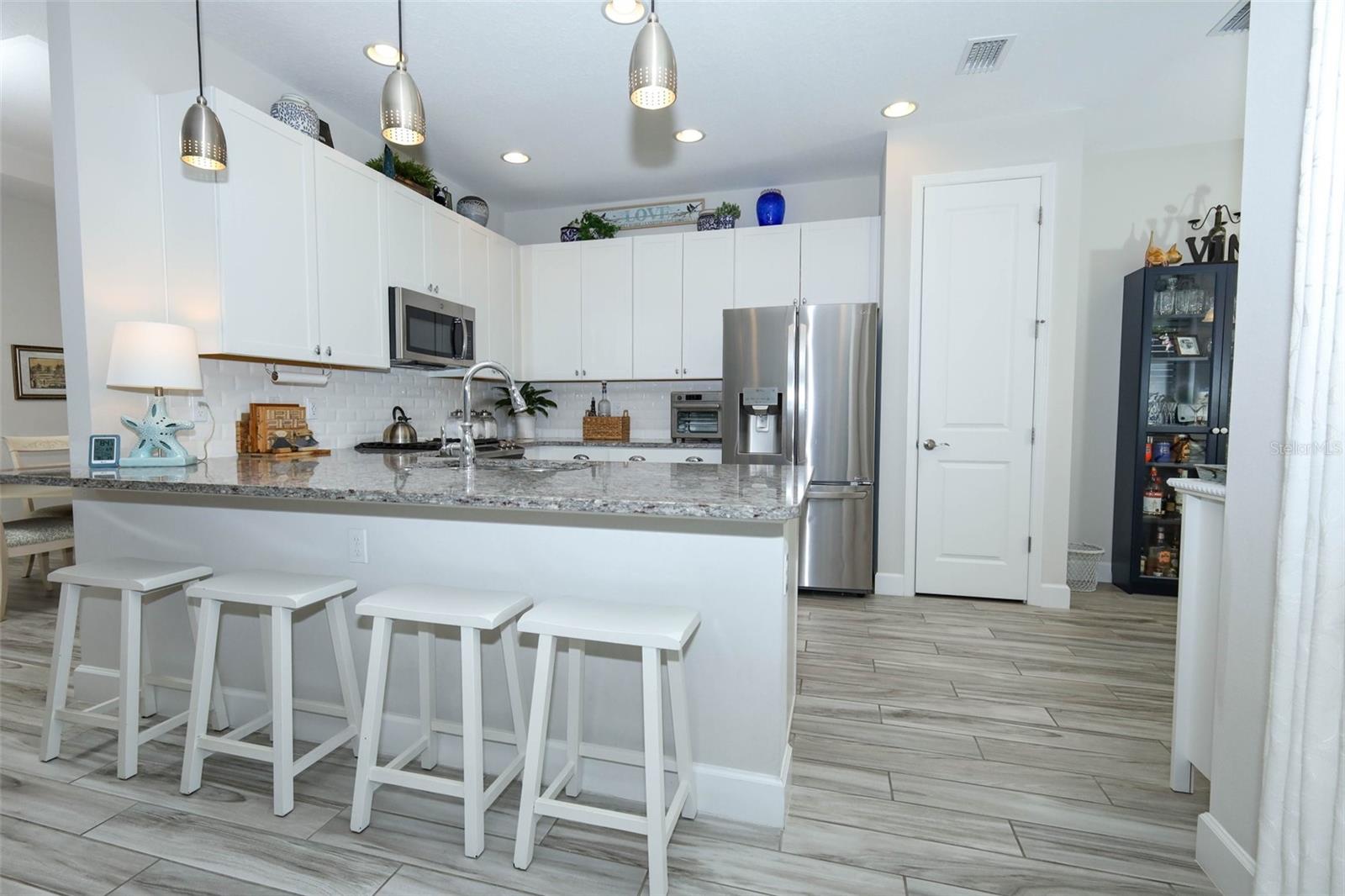 560 ADENMORE TER, DELAND, FL, 32724