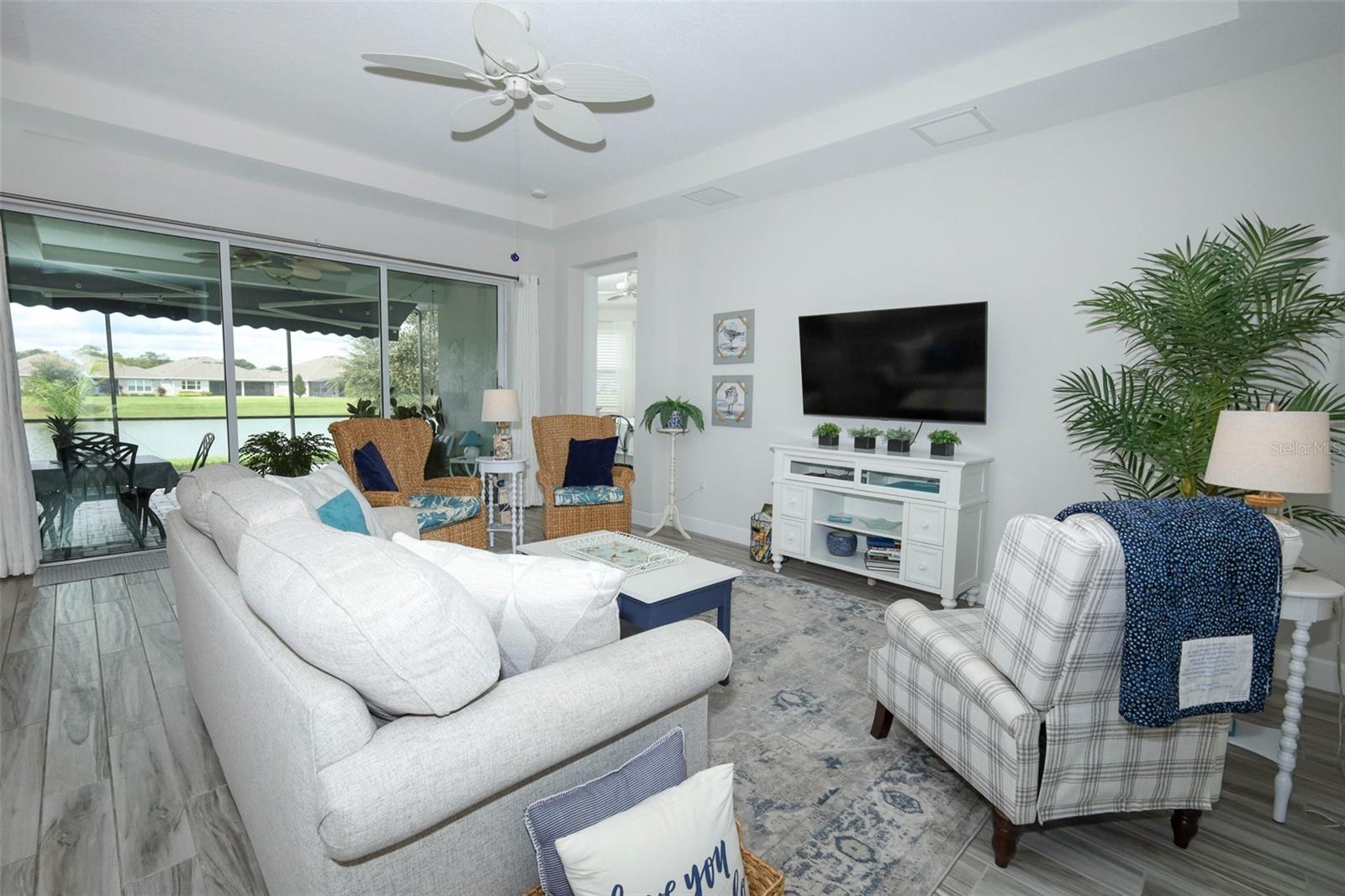 560 ADENMORE TER, DELAND, FL, 32724