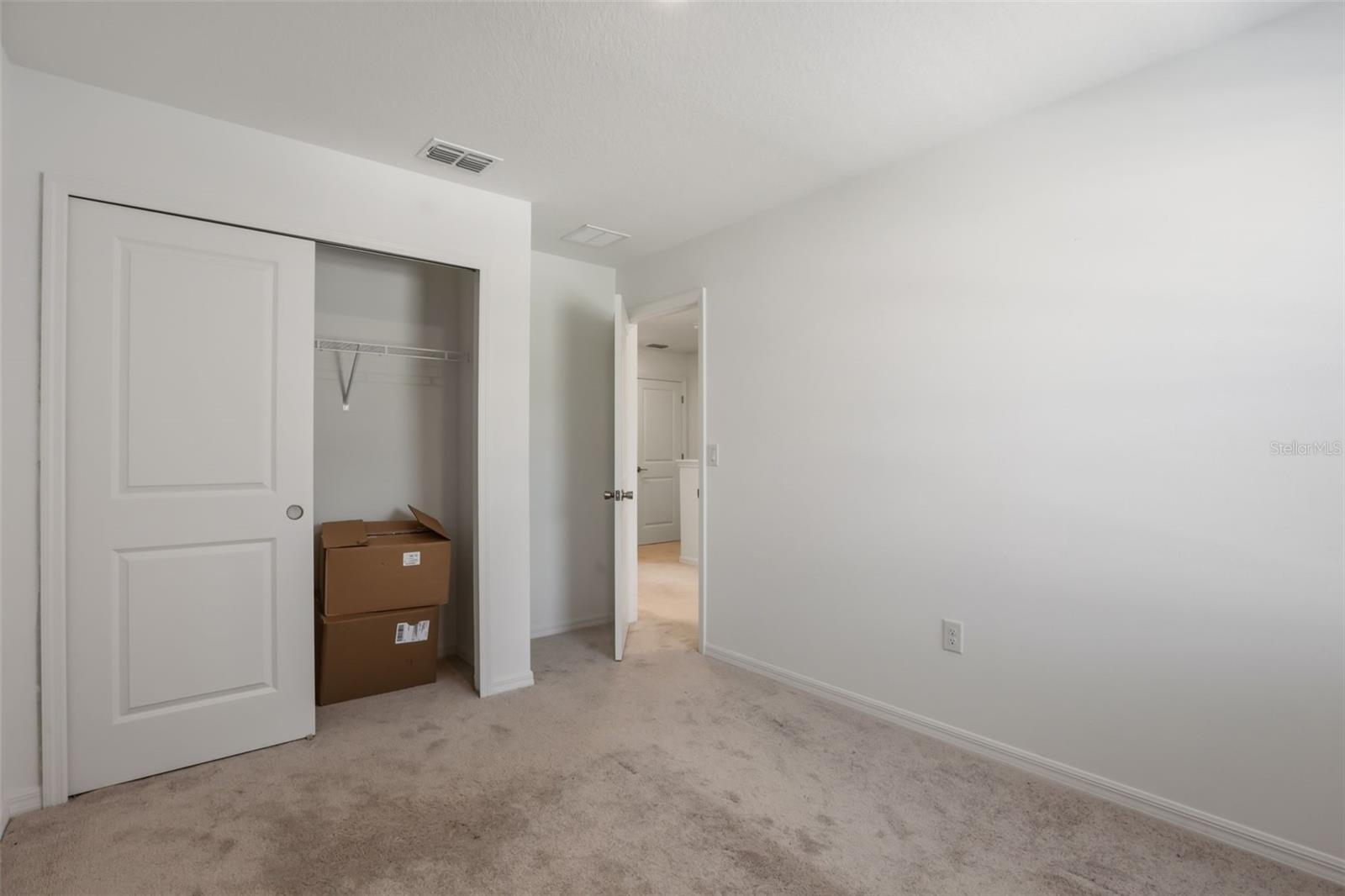 3002 CANARY AVE, DAVENPORT, FL, 33837