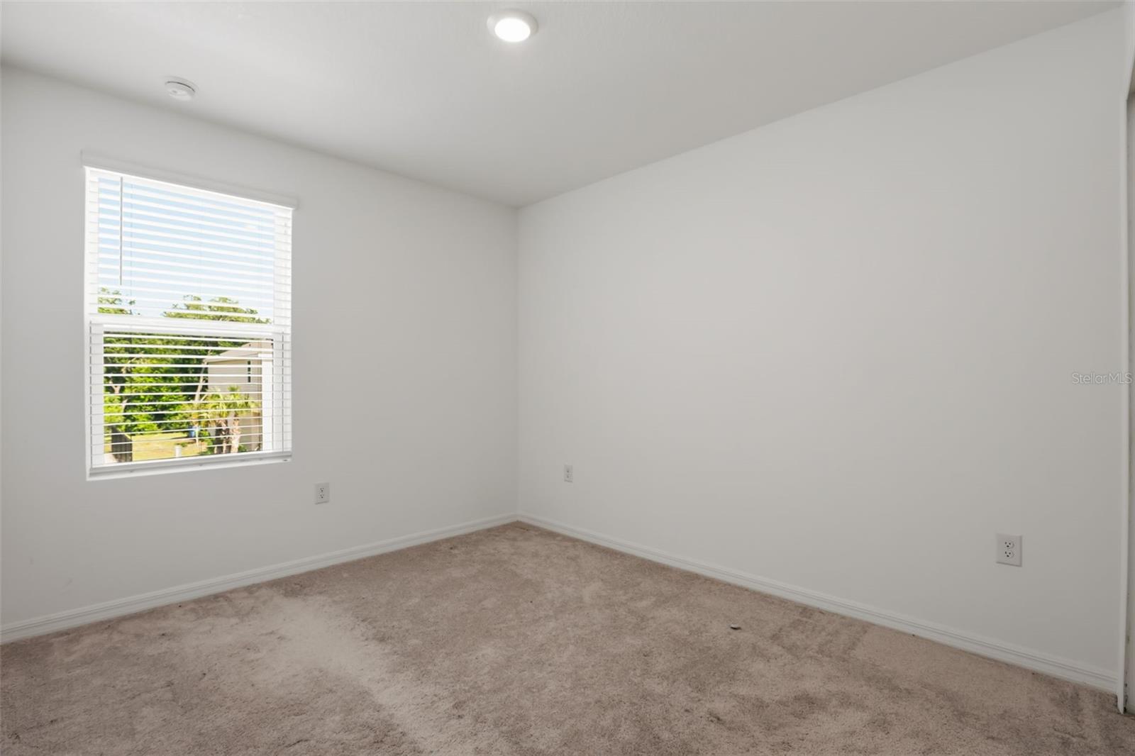 3002 CANARY AVE, DAVENPORT, FL, 33837