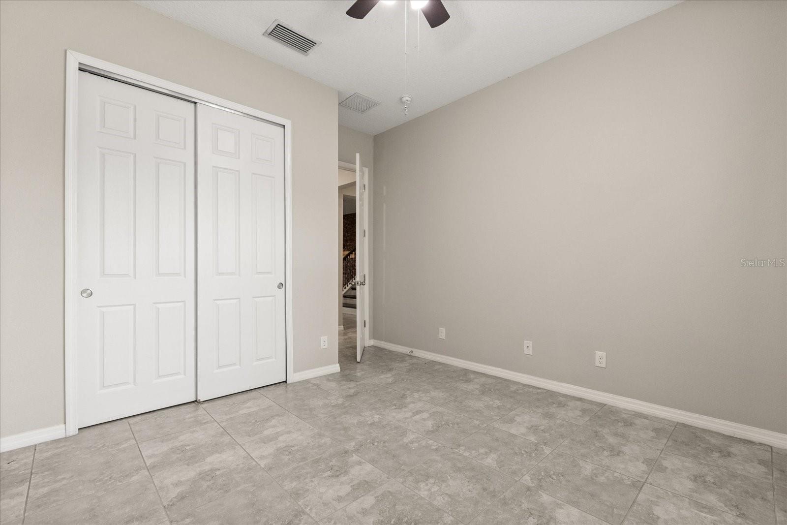 1046 GRAND HILLTOP DR, APOPKA, FL, 32703