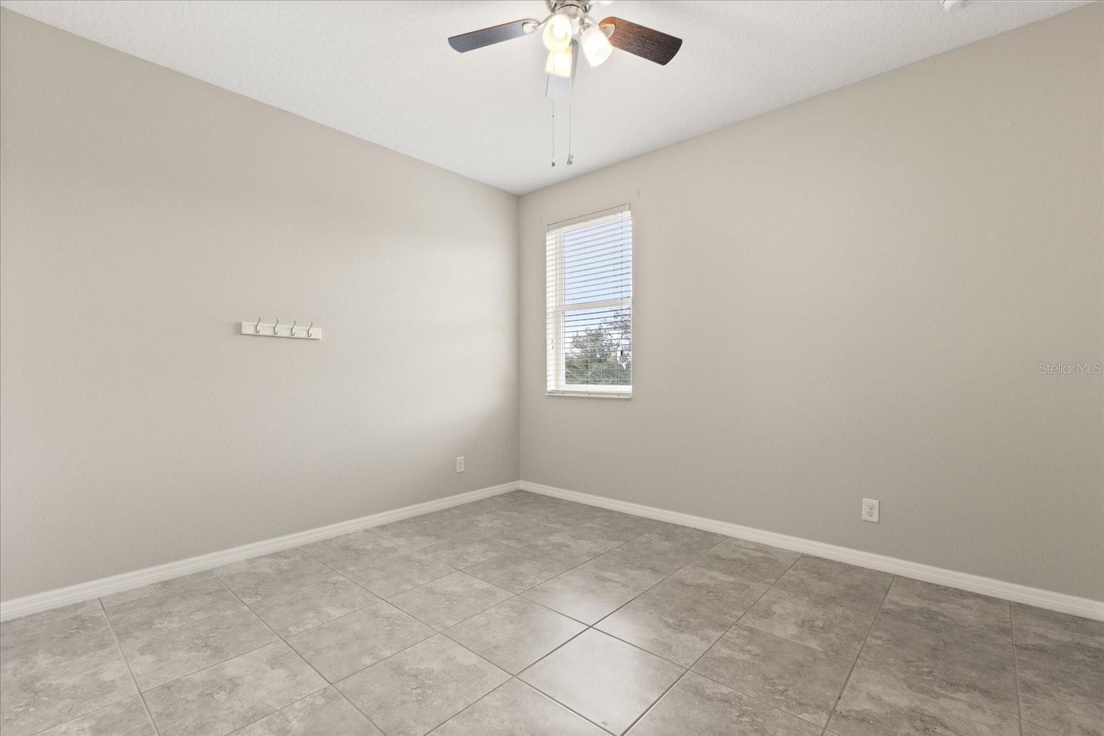1046 GRAND HILLTOP DR, APOPKA, FL, 32703