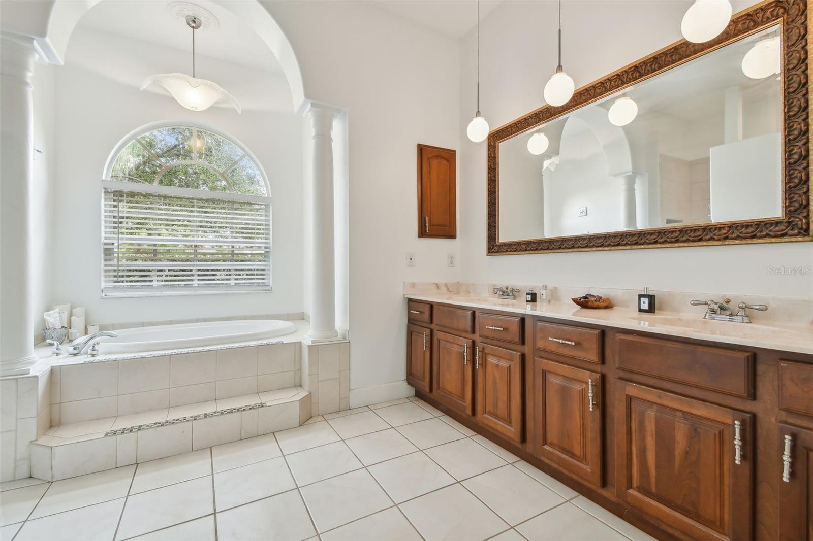 7650 PARTRIDGE STREET CIR, BRADENTON, FL, 34202