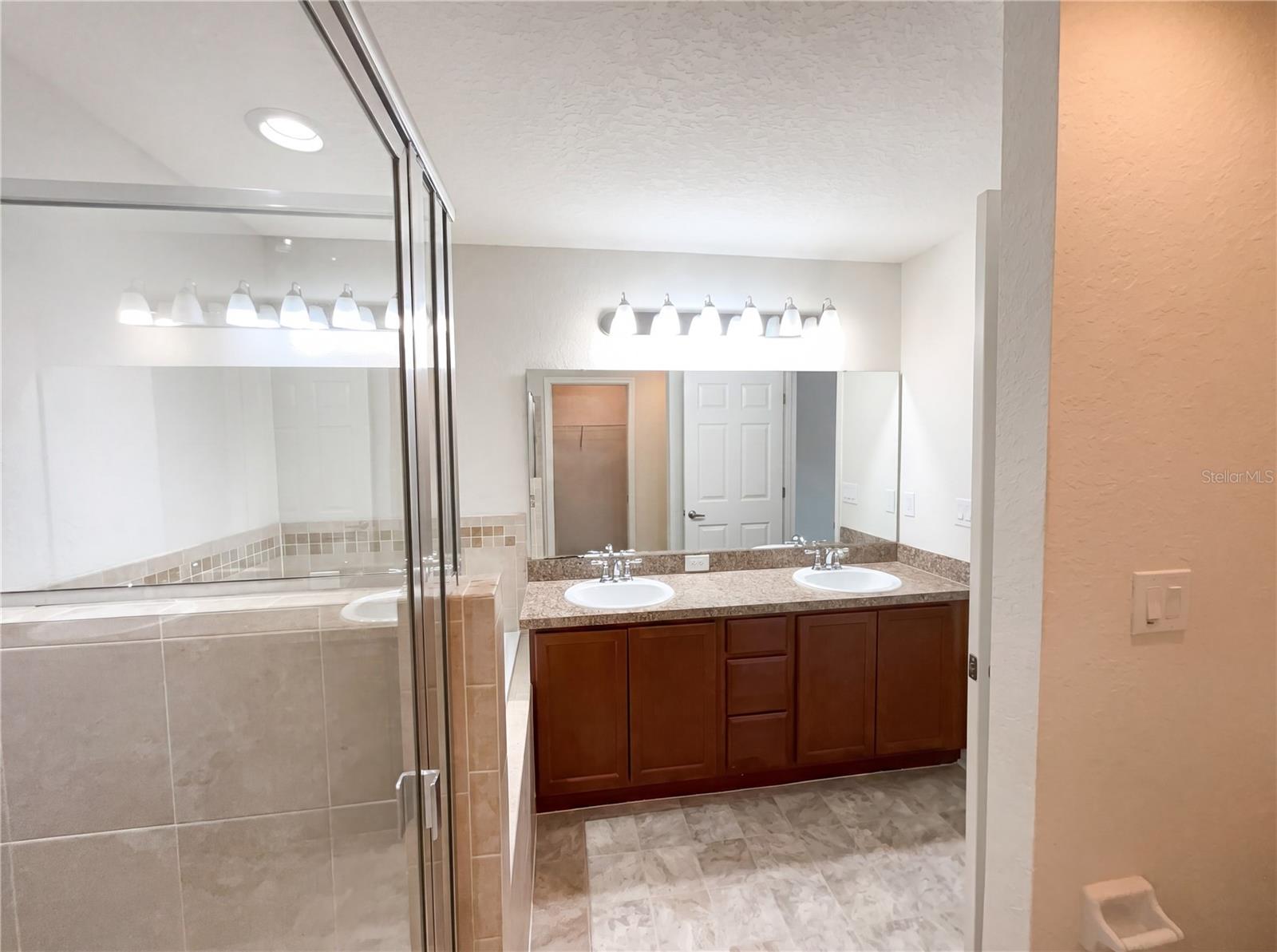 2005 ORANGE AVE, ST CLOUD, FL, 34769