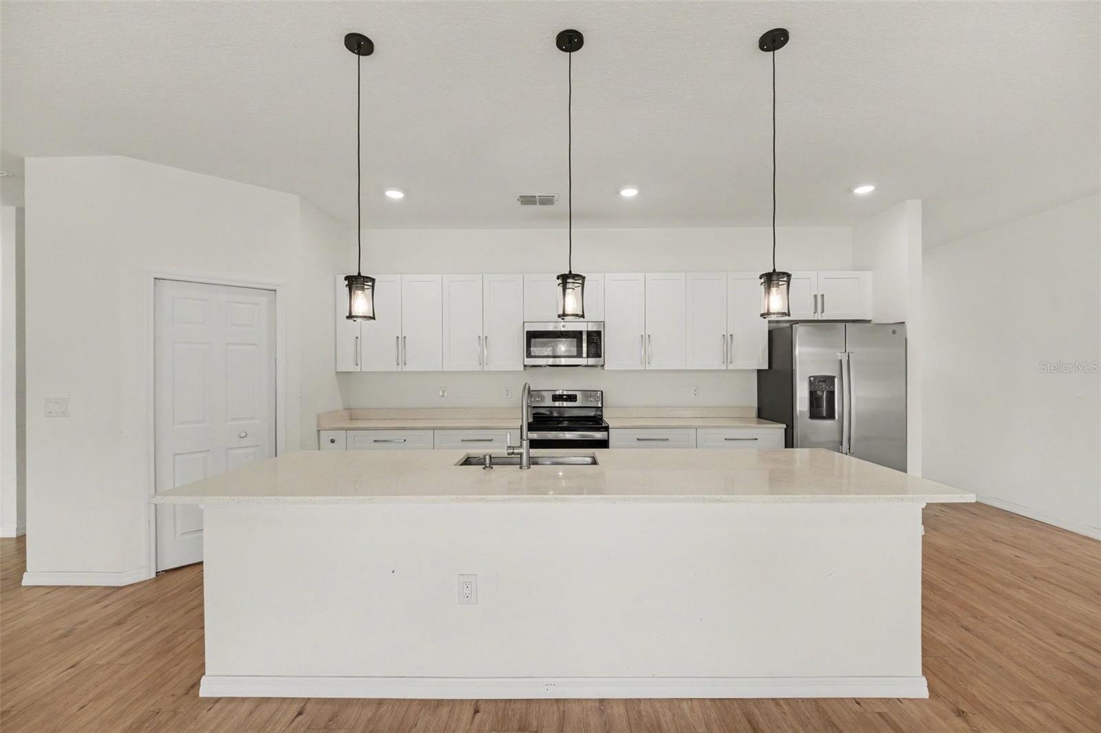 333 KRASSNER DR NW, PALM BAY, FL, 32907