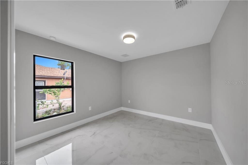 2507 39TH ST SW, LEHIGH ACRES, FL, 33976