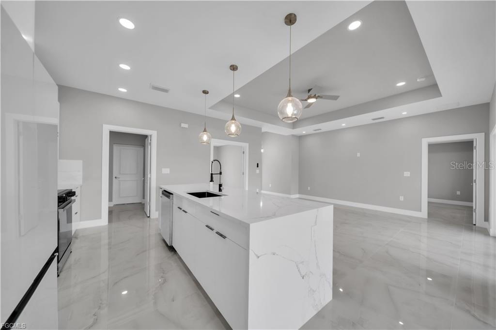 2507 39TH ST SW, LEHIGH ACRES, FL, 33976
