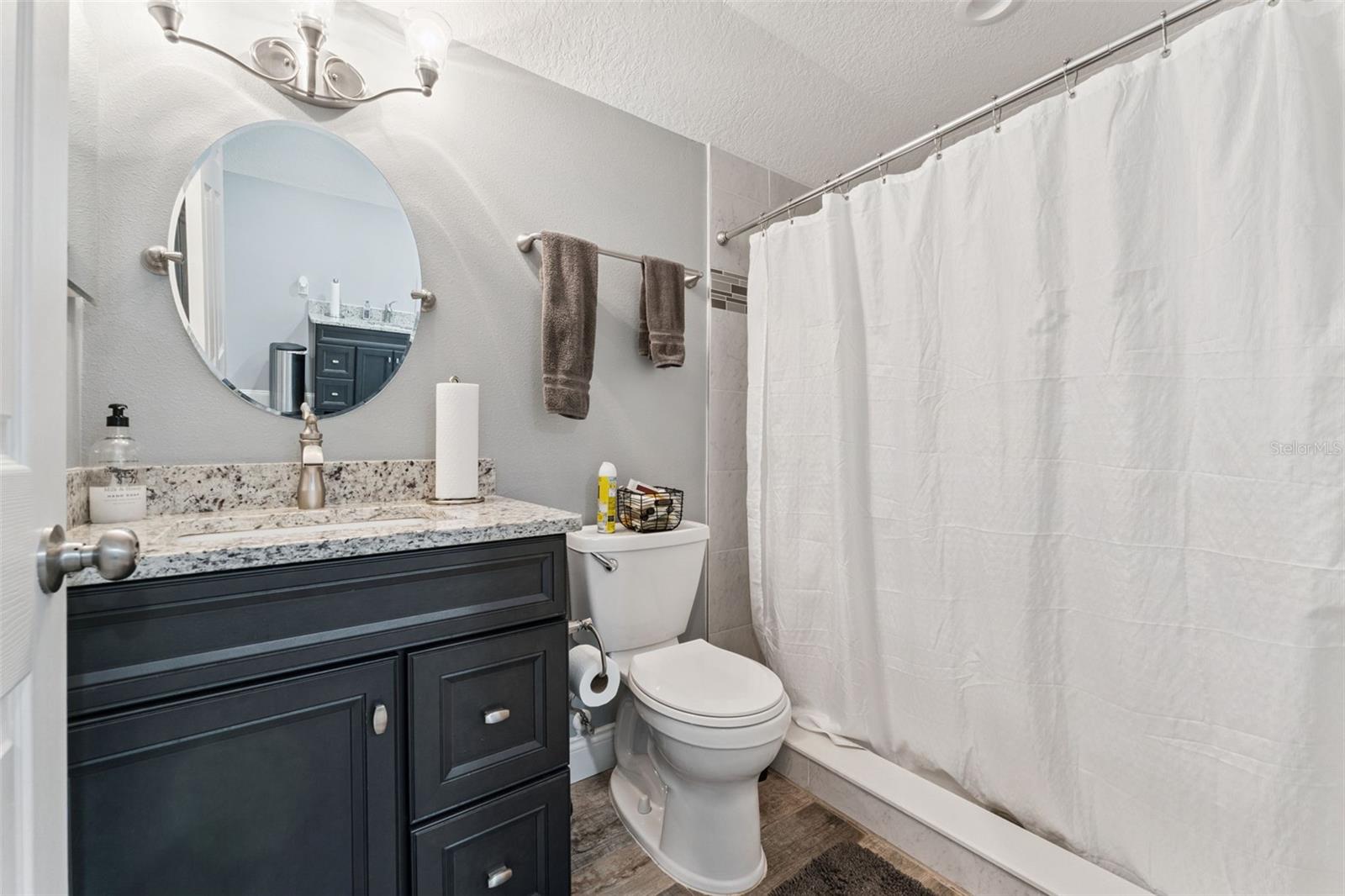 4275 ROUND LAKE RD, APOPKA, FL, 32712