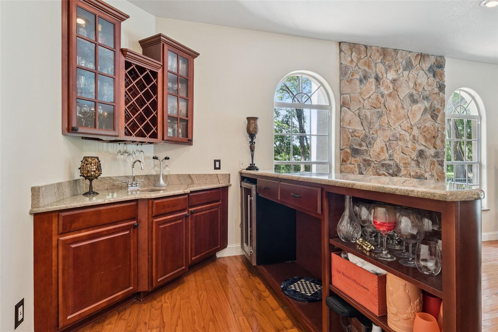 4275 ROUND LAKE RD, APOPKA, FL, 32712