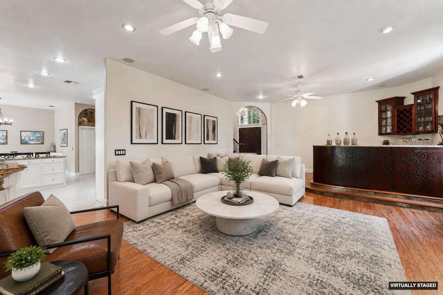 4275 ROUND LAKE RD, APOPKA, FL, 32712