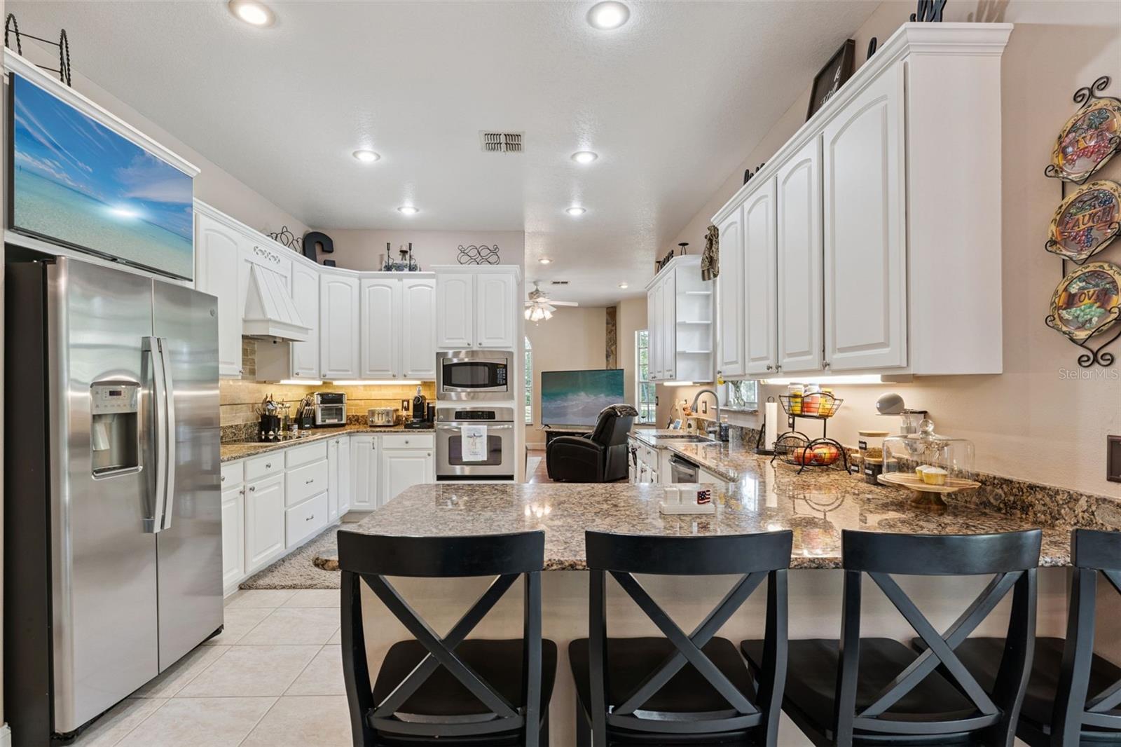 4275 ROUND LAKE RD, APOPKA, FL, 32712