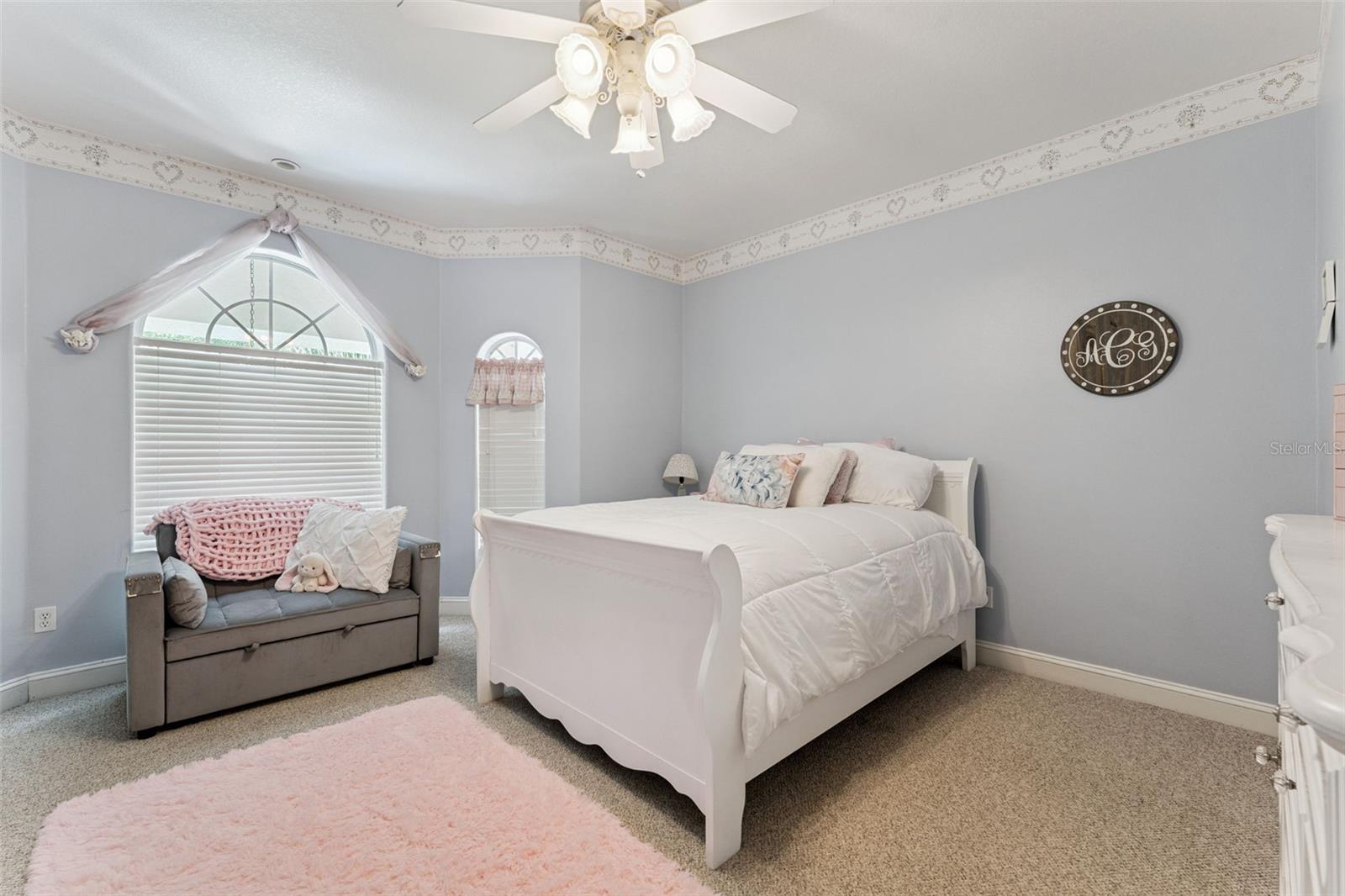 4275 ROUND LAKE RD, APOPKA, FL, 32712