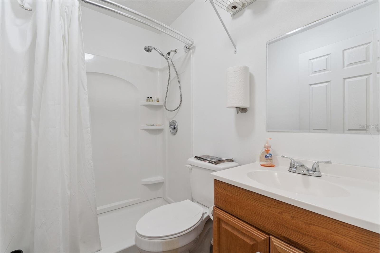 4275 ROUND LAKE RD, APOPKA, FL, 32712