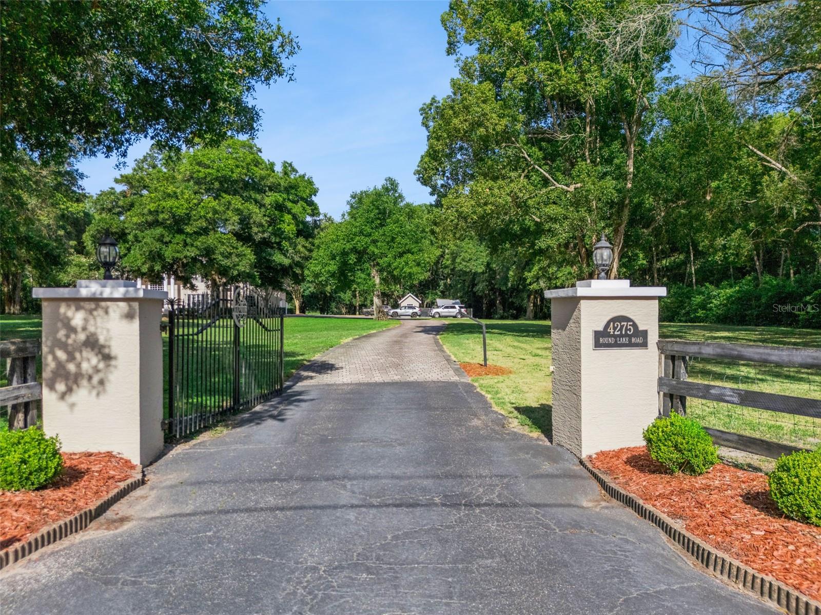 4275 ROUND LAKE RD, APOPKA, FL, 32712