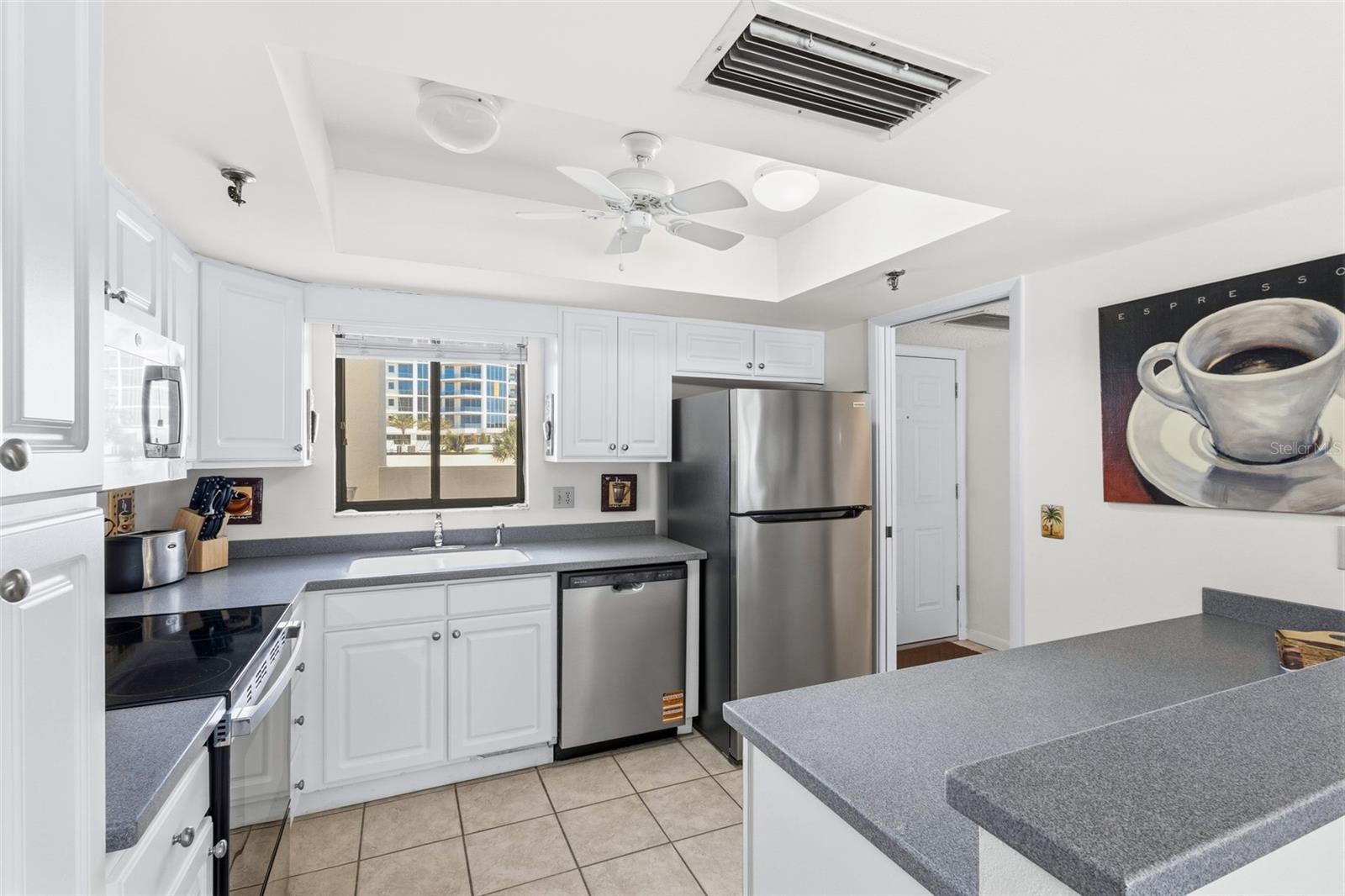 1100 BENJAMIN FRANKLIN DR #305, SARASOTA, FL, 34236