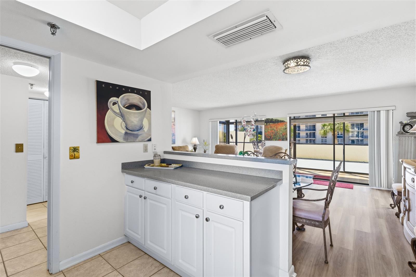 1100 BENJAMIN FRANKLIN DR #305, SARASOTA, FL, 34236