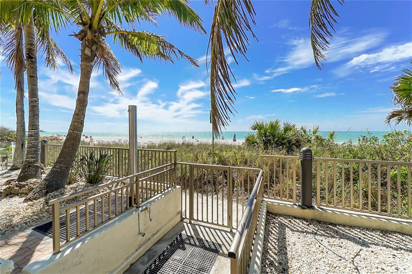 1100 BENJAMIN FRANKLIN DR #305, SARASOTA, FL, 34236