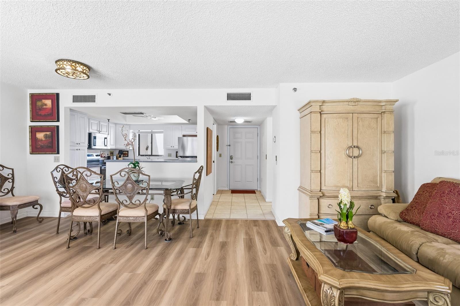 1100 BENJAMIN FRANKLIN DR #305, SARASOTA, FL, 34236