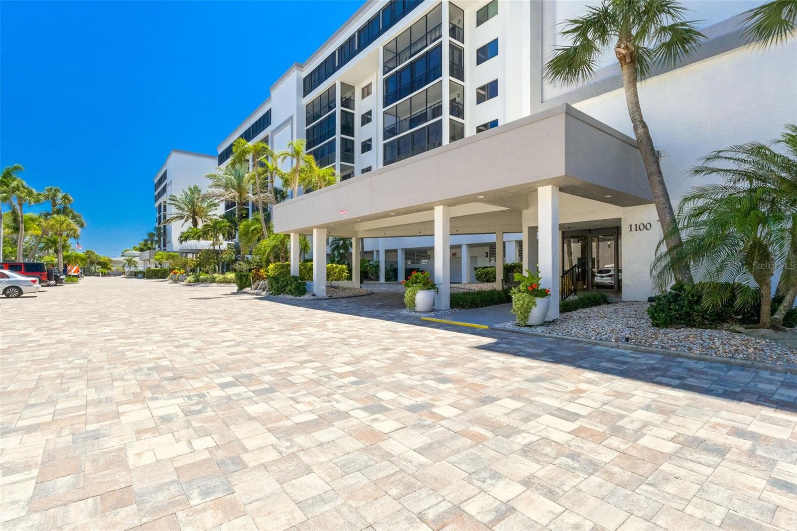 1100 BENJAMIN FRANKLIN DR #305, SARASOTA, FL, 34236