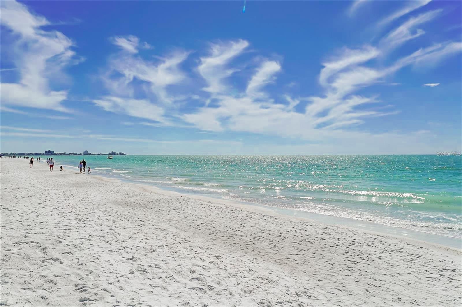 1100 BENJAMIN FRANKLIN DR #305, SARASOTA, FL, 34236