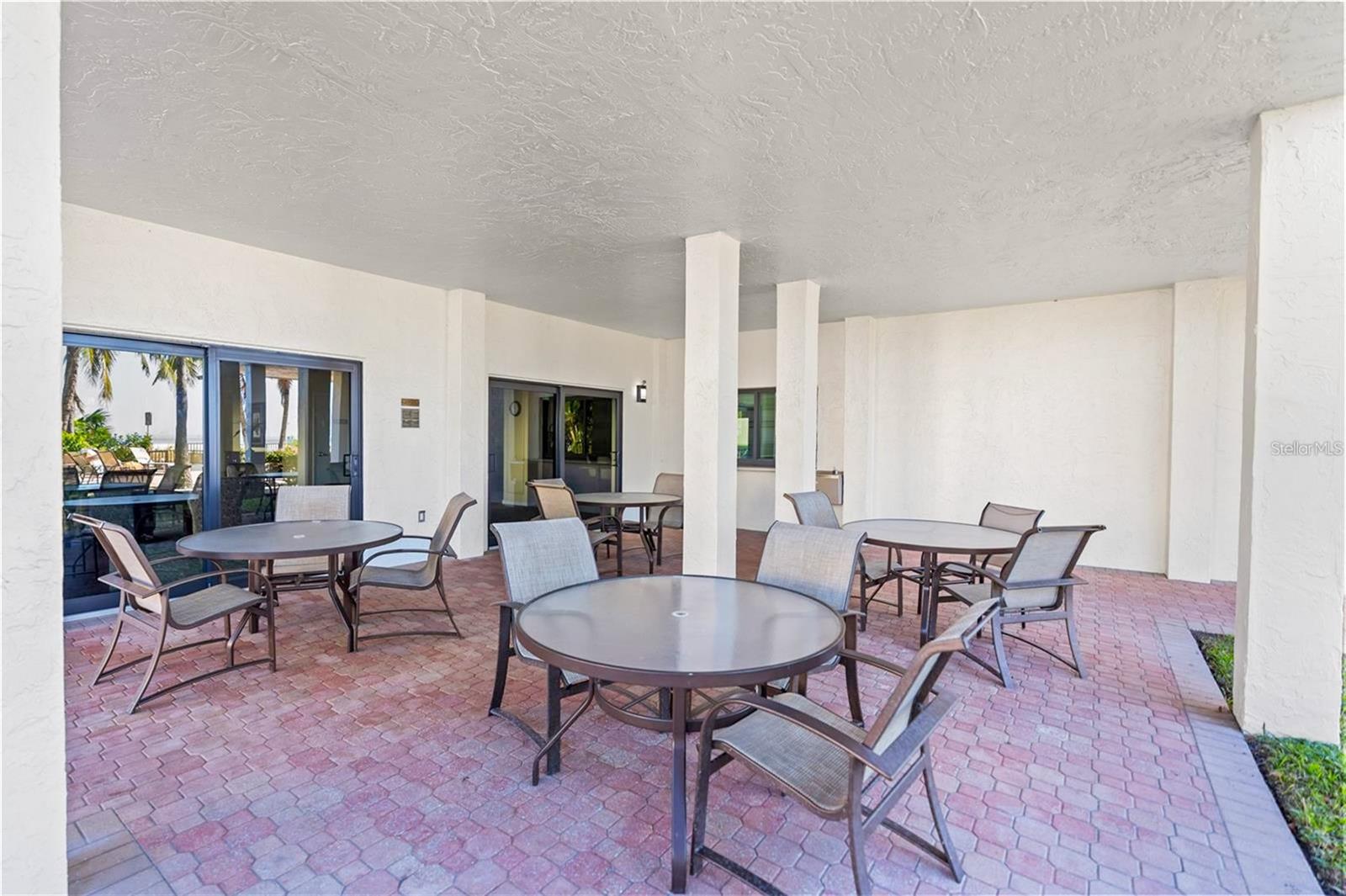 1100 BENJAMIN FRANKLIN DR #305, SARASOTA, FL, 34236