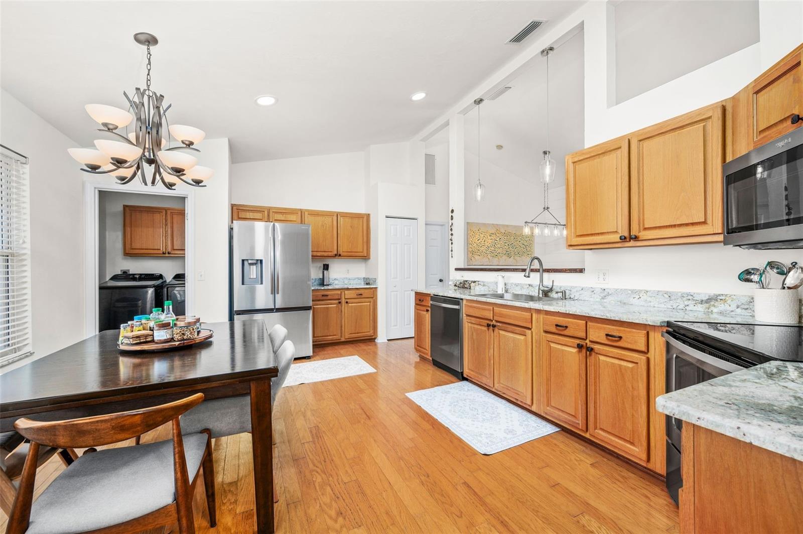 8725 NW 9TH PL, GAINESVILLE, FL, 32606