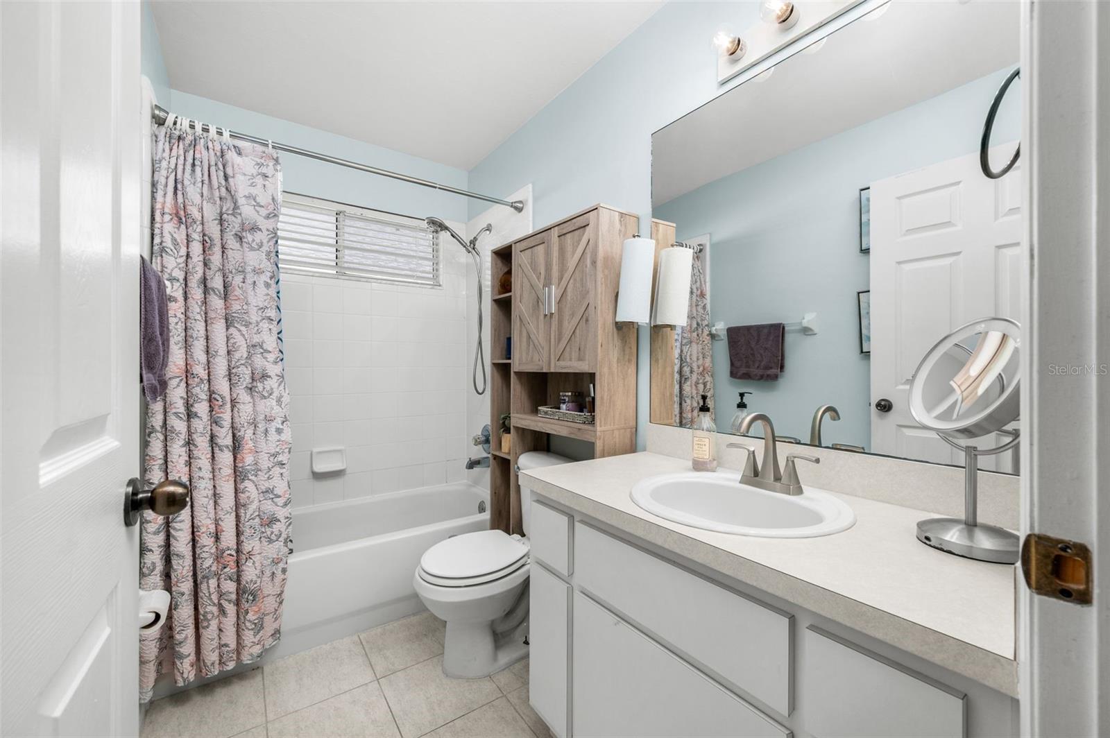 8725 NW 9TH PL, GAINESVILLE, FL, 32606