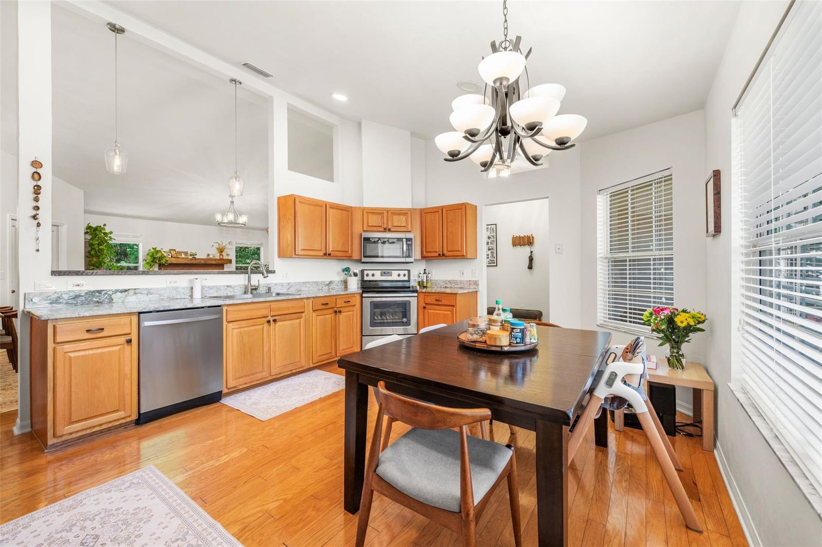 8725 NW 9TH PL, GAINESVILLE, FL, 32606