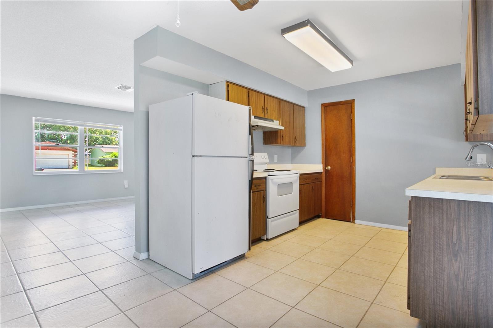 405 LONG DR, POINCIANA, FL, 34759