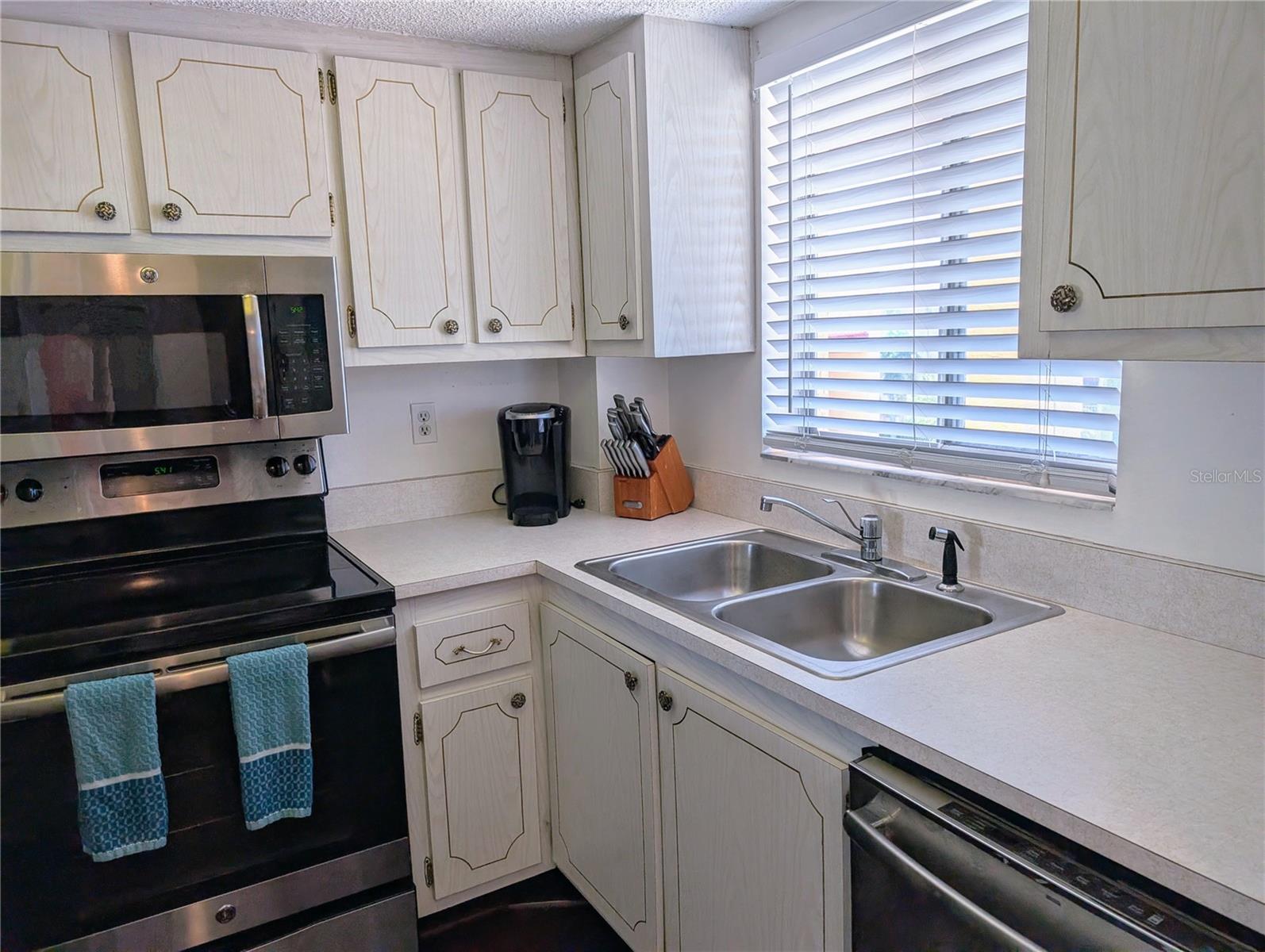 3963 LAKE BAYSHORE DR #F-414, BRADENTON, FL, 34205