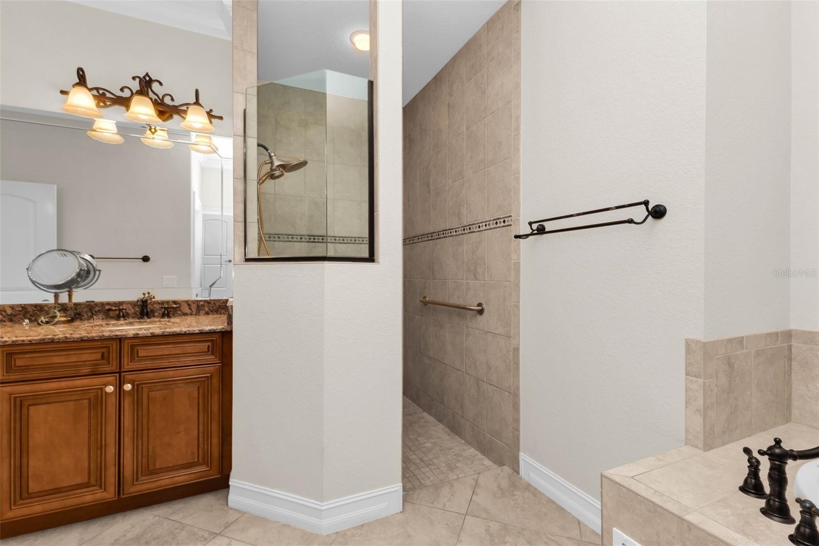 4074 LA COSTA ISLAND CT, PUNTA GORDA, FL, 33950