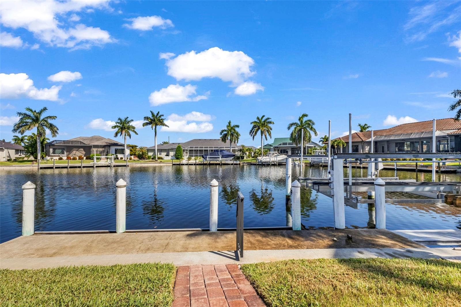 4074 LA COSTA ISLAND CT, PUNTA GORDA, FL, 33950