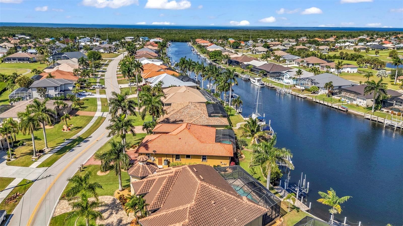 4074 LA COSTA ISLAND CT, PUNTA GORDA, FL, 33950