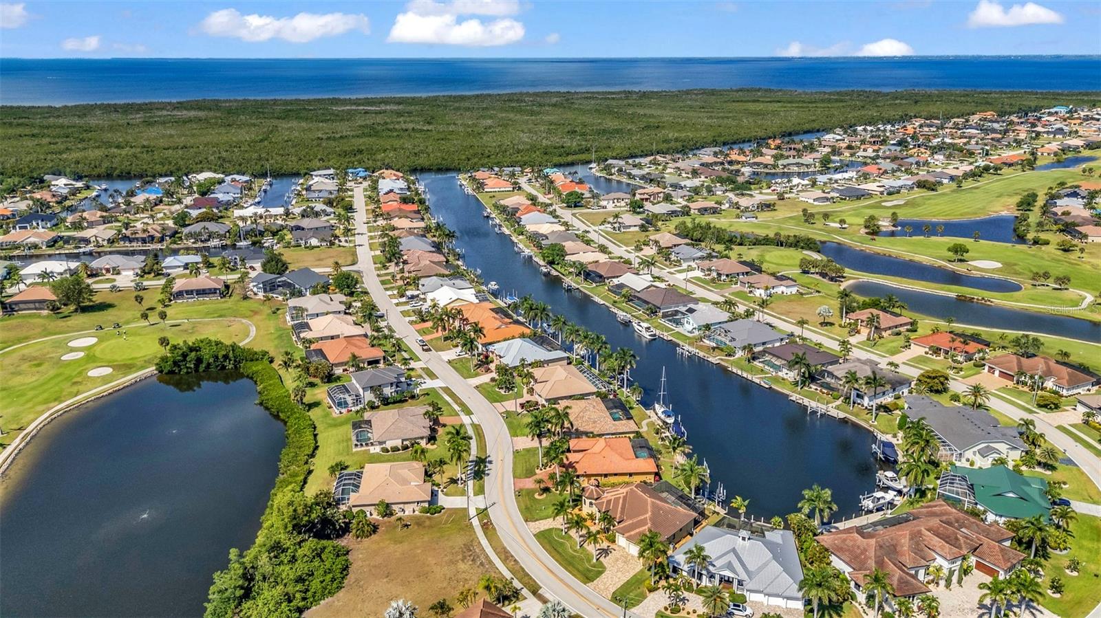 4074 LA COSTA ISLAND CT, PUNTA GORDA, FL, 33950