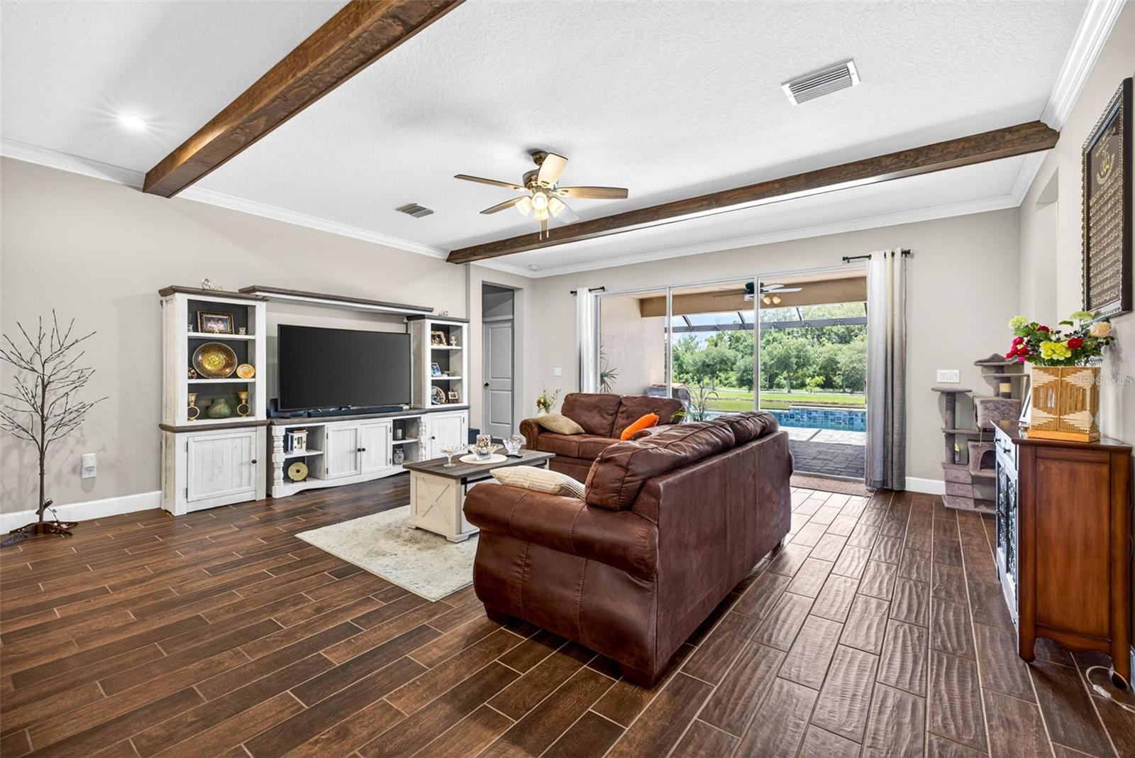6946 TALAMORE DR, WESLEY CHAPEL, FL, 33545