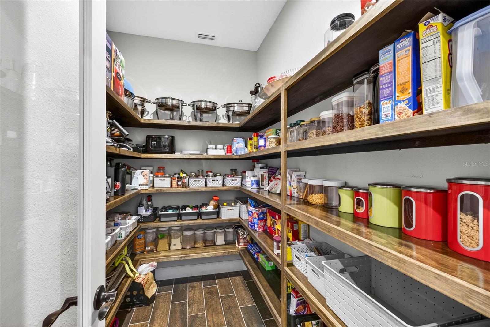 6946 TALAMORE DR, WESLEY CHAPEL, FL, 33545
