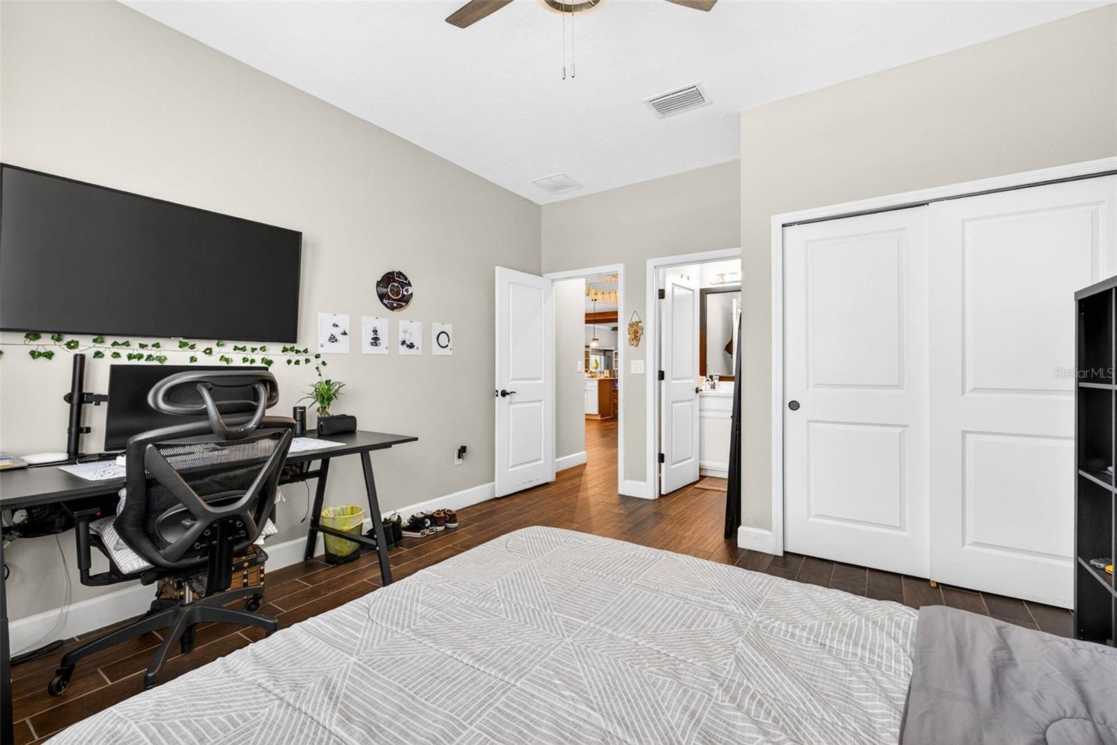 6946 TALAMORE DR, WESLEY CHAPEL, FL, 33545