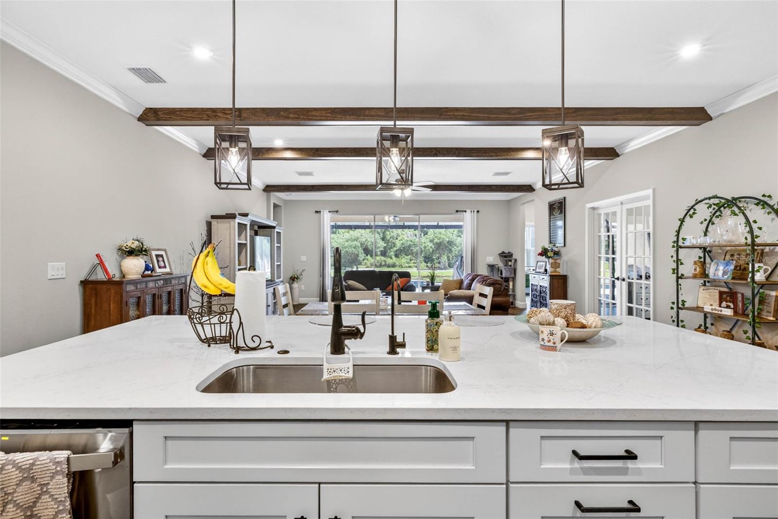 6946 TALAMORE DR, WESLEY CHAPEL, FL, 33545