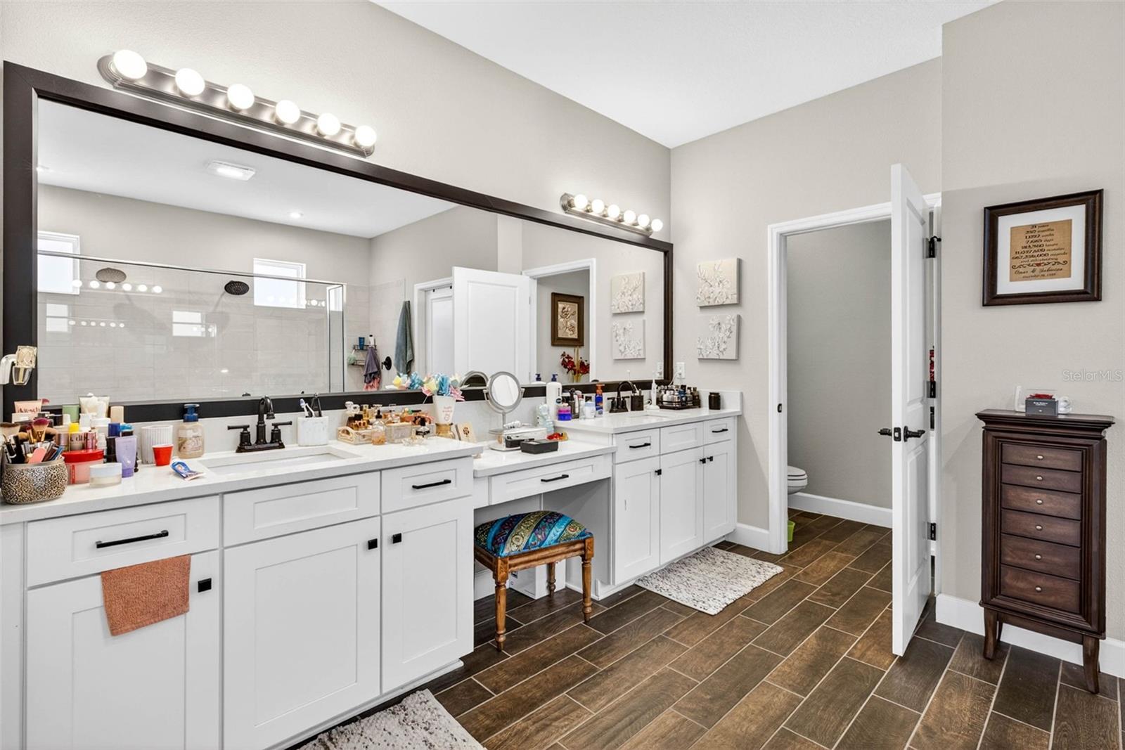 6946 TALAMORE DR, WESLEY CHAPEL, FL, 33545