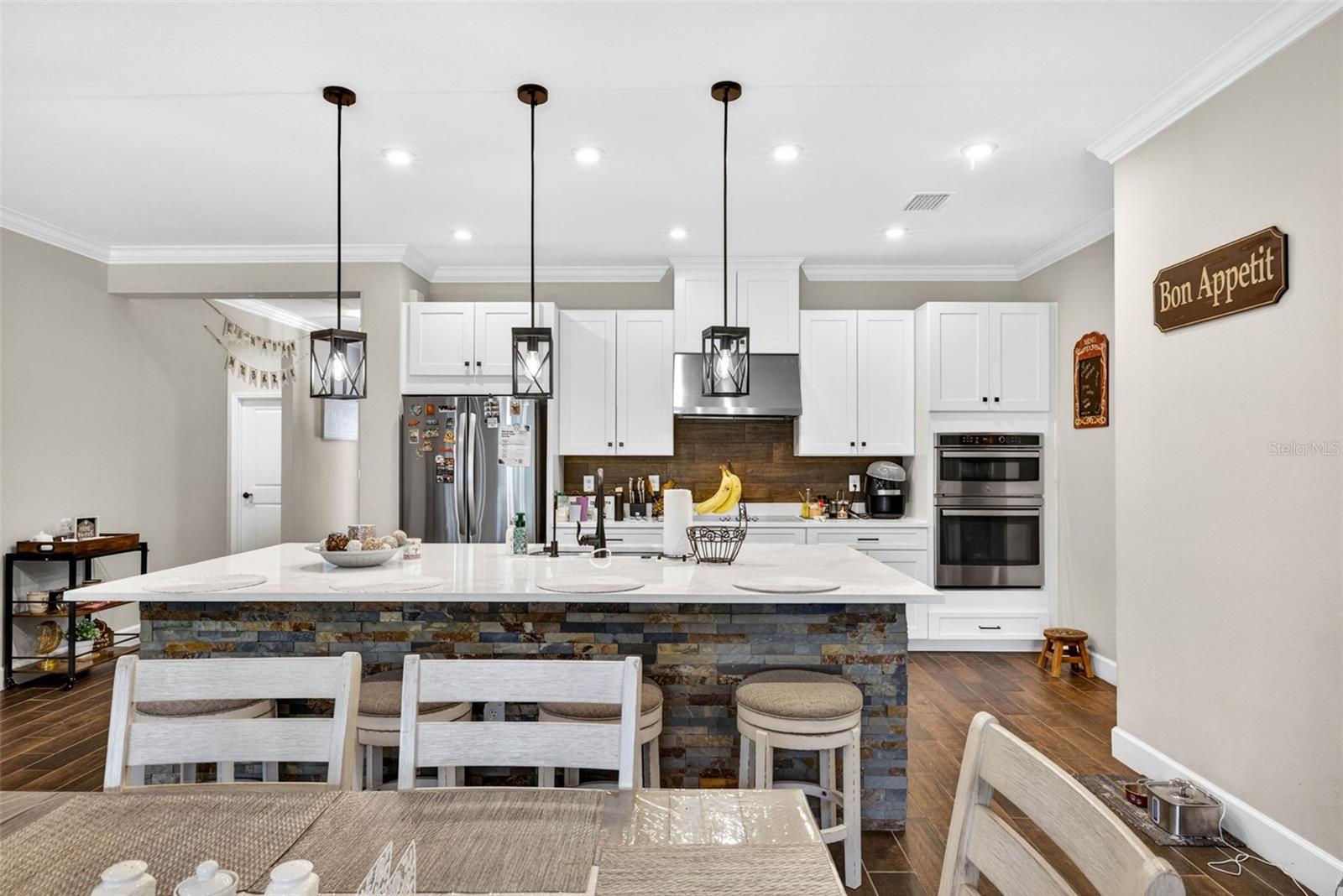 6946 TALAMORE DR, WESLEY CHAPEL, FL, 33545