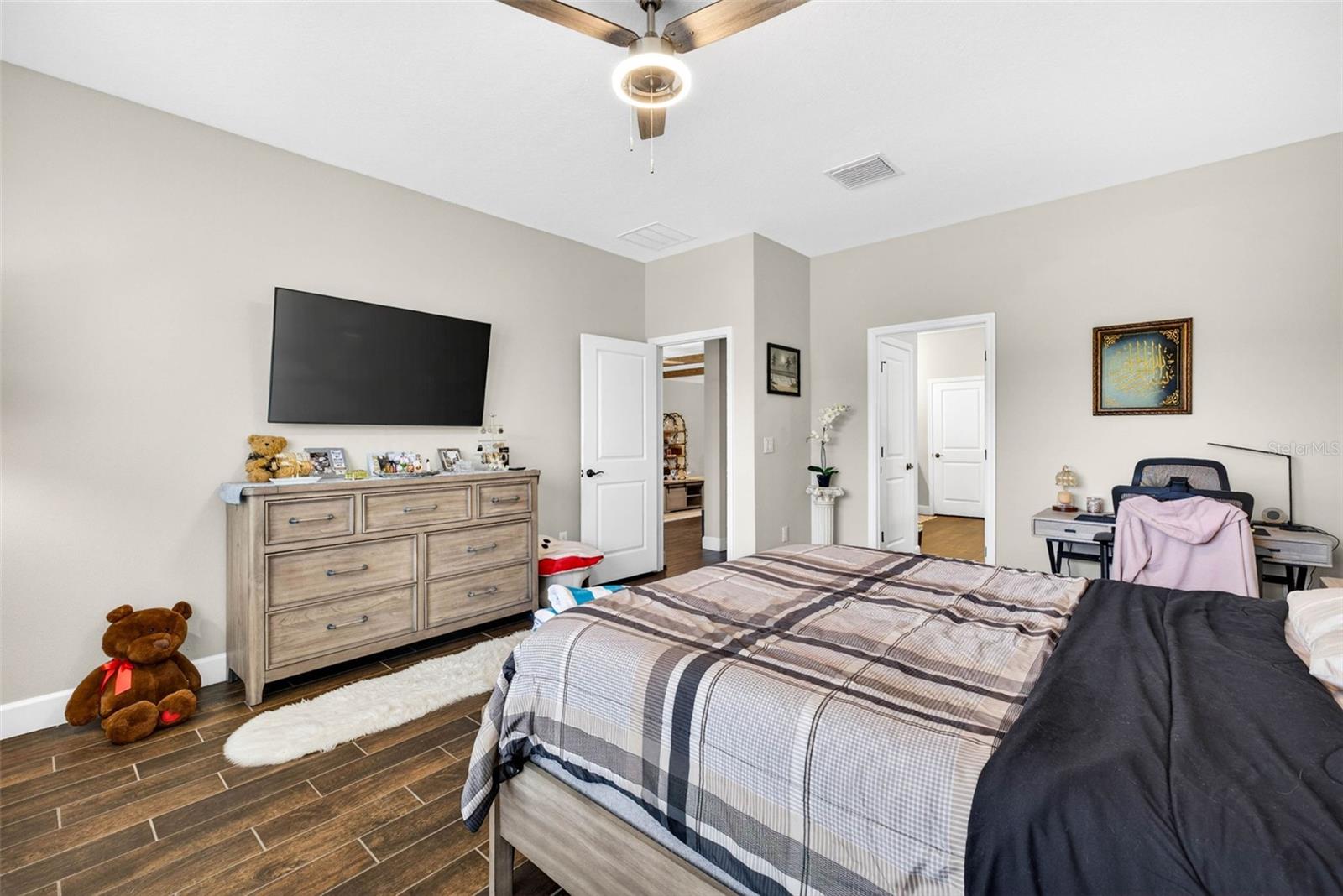 6946 TALAMORE DR, WESLEY CHAPEL, FL, 33545
