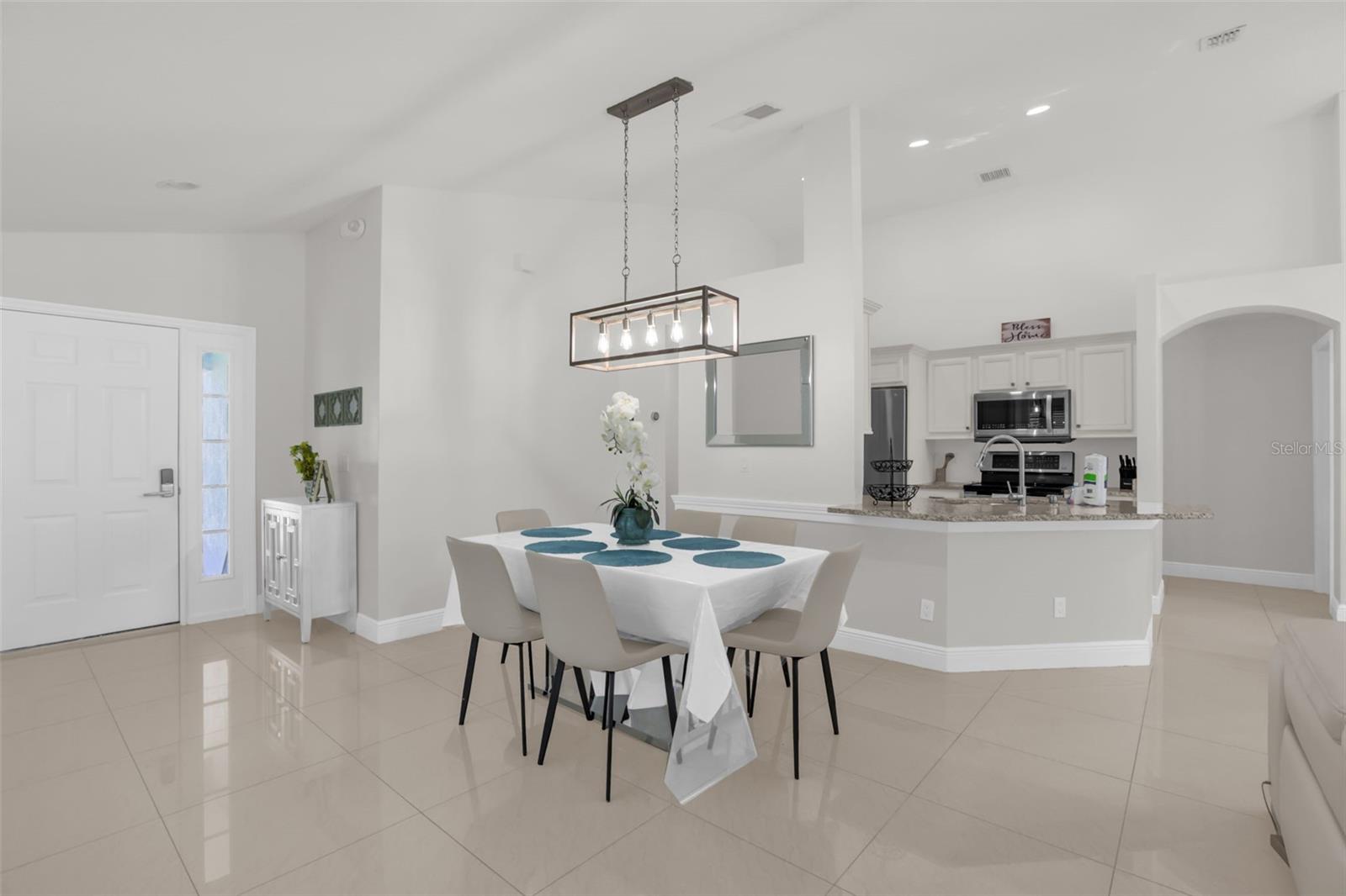 156 BAREFOOT BEACH WAY, KISSIMMEE, FL, 34746