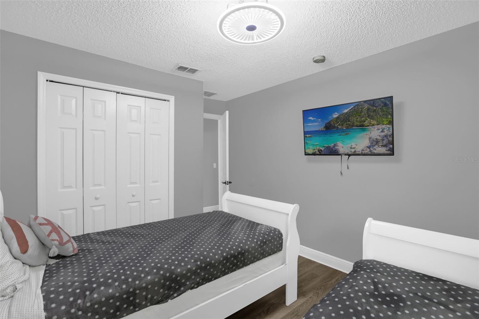 156 BAREFOOT BEACH WAY, KISSIMMEE, FL, 34746