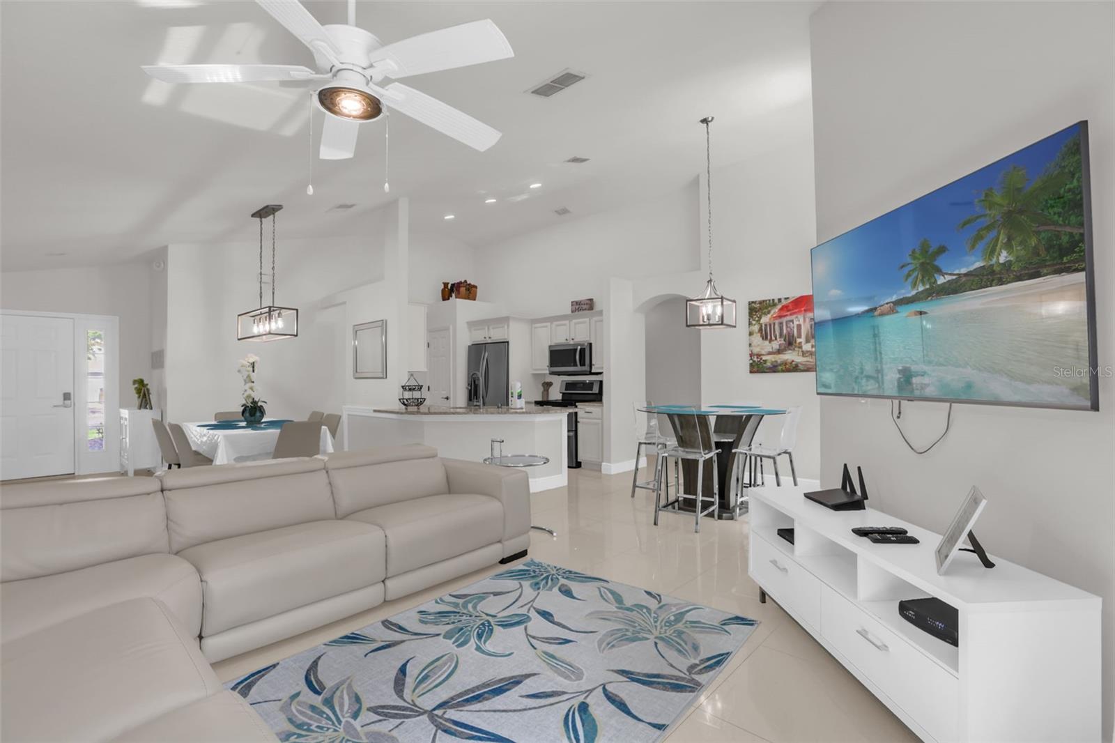 156 BAREFOOT BEACH WAY, KISSIMMEE, FL, 34746