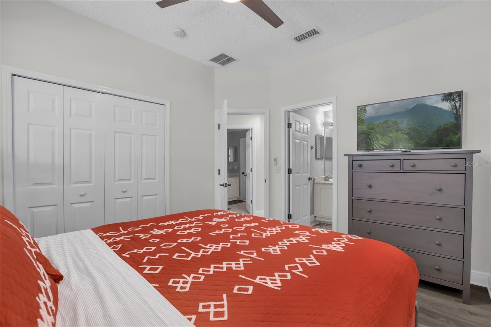 156 BAREFOOT BEACH WAY, KISSIMMEE, FL, 34746