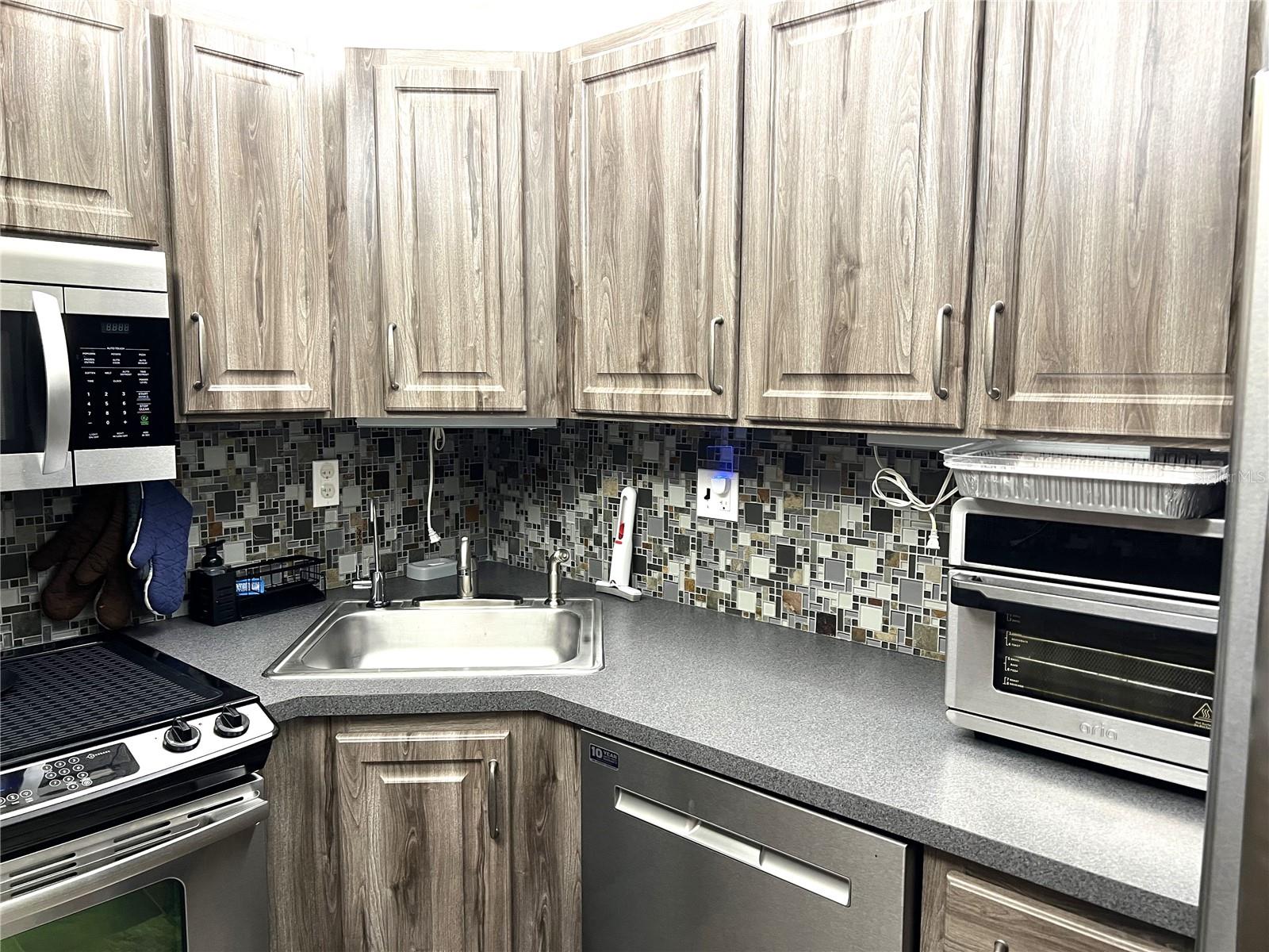 1433 PINE GLEN PL #G2, TARPON SPRINGS, FL, 34688