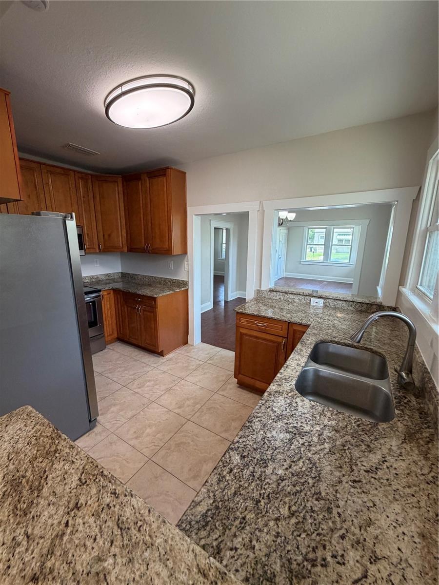 919 W PLYMOUTH ST, TAMPA, FL, 33603